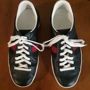 Authentic Men's Gucci GG Blue Stripe Leather Blue & Red Sneakers- RARE!✨✨